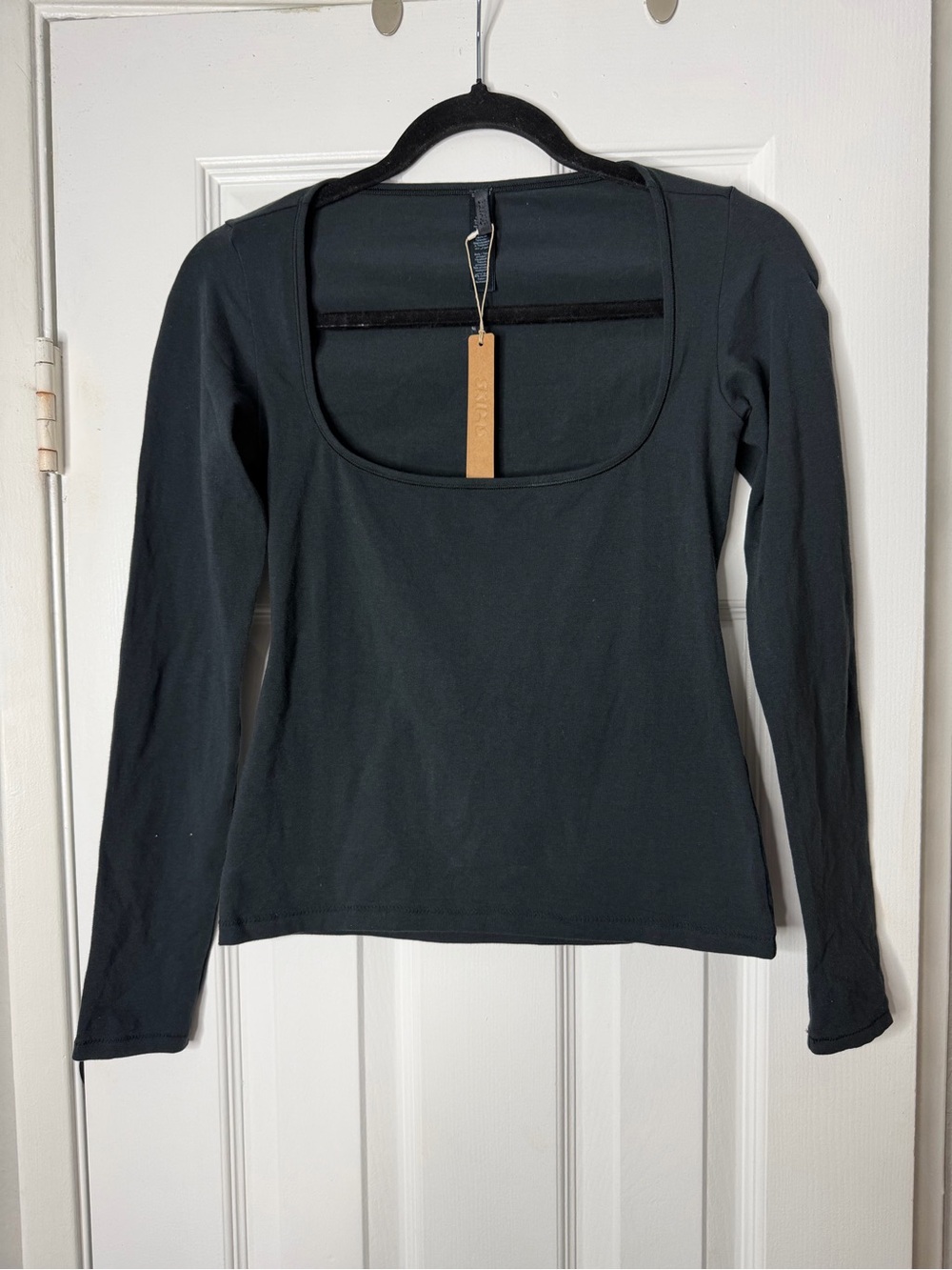 Skims Cotton Jersey Scoop Neck Long-Sleeve Top Soot